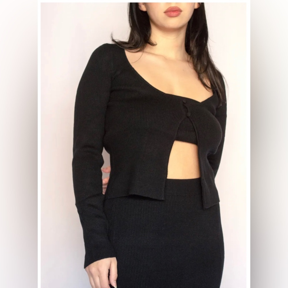 3 piece skirt and cardigan set!! - Picture 3 of 3
